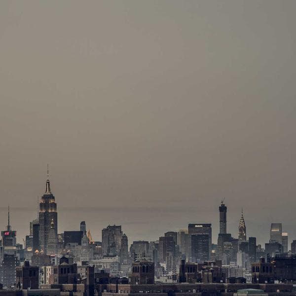 Crisp Charcoal T-Shirt (9-10y)