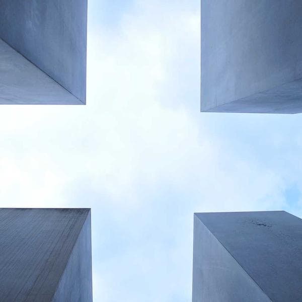 Comfy Navy T-Shirt (1-2y)