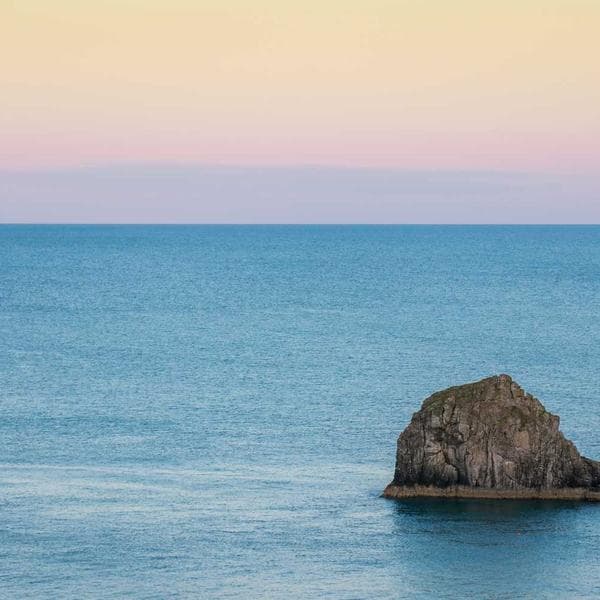 Cute Navy Sleep Onesie (7-8y)